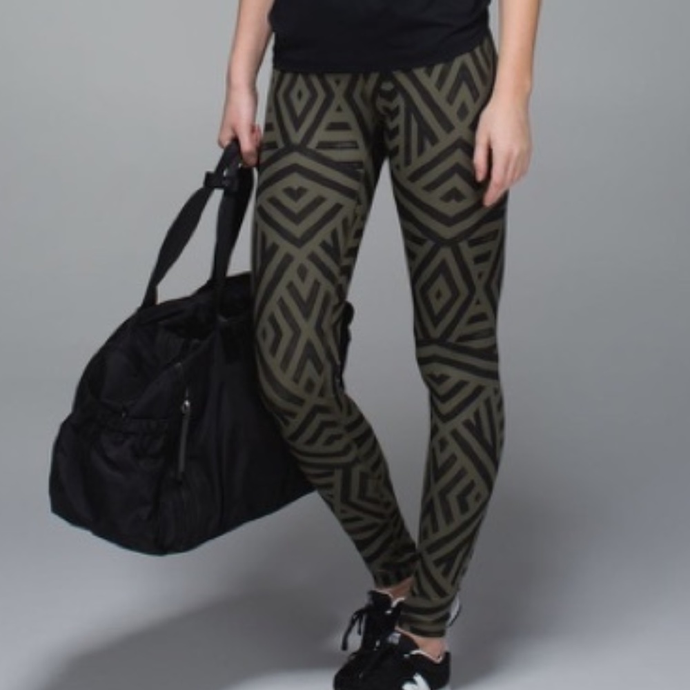 Lululemon Wunder Under Chevron Green Leggings